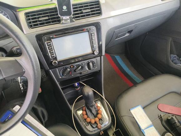 [上海·皖D] 二手大众桑塔纳2015款 1.6L 自动舒适版