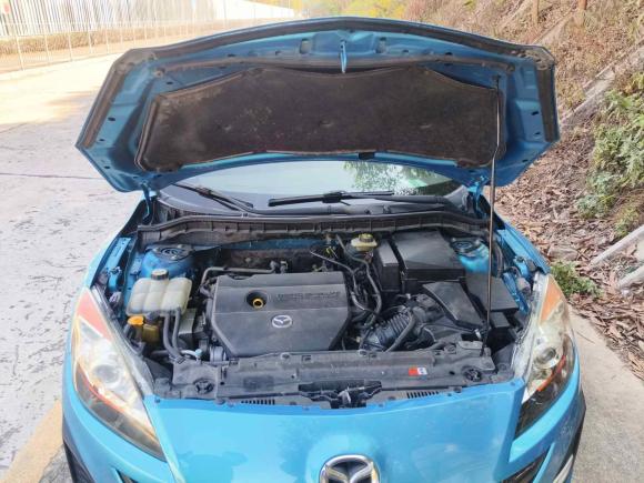 [深圳·湘A] 二手马自达马自达32010款 两厢 2.0自动豪华型