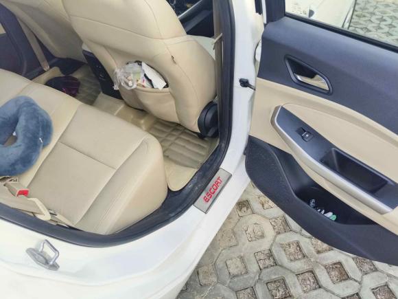 [南通·苏E] 二手福特福睿斯2015款 1.5L 自动时尚型