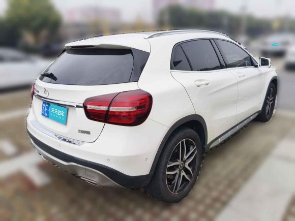 [苏州·苏E] 二手奔驰奔驰GLA2017款 GLA 200 时尚型