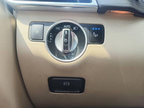 [广州·琼A] 二手奔驰奔驰GLE2018款 GLE 400 4MATIC 臻藏版