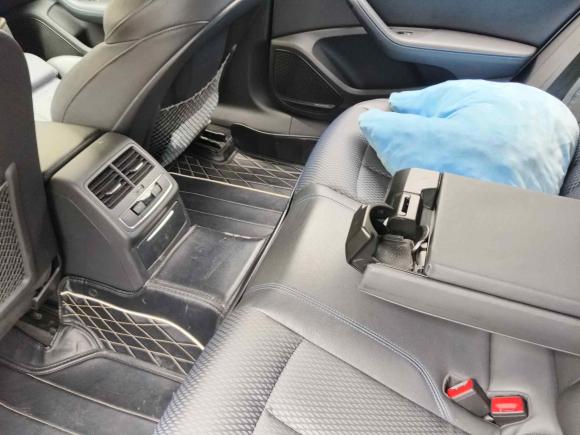 [上海·沪D] 二手奥迪奥迪A4L2019款 40 TFSI 运动型 国VI