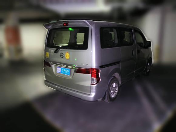 [青岛·鲁B] 二手日产日产NV2002011款 1.6L 223座 尊雅型