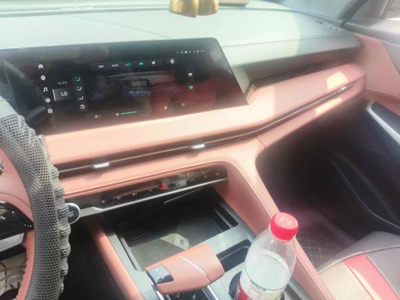 [南京·苏A] 二手长安长安CS75 PLUS2023款 第三代 1.5T 自动尊贵型