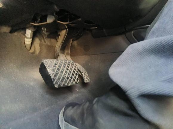 [青岛·鲁B] 二手奥迪奥迪A6L2014款 30 FSI 舒适型