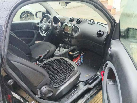[南通·苏F] 二手smartsmart fortwo2019款 0.9T 66千瓦硬顶动擎版 国VI