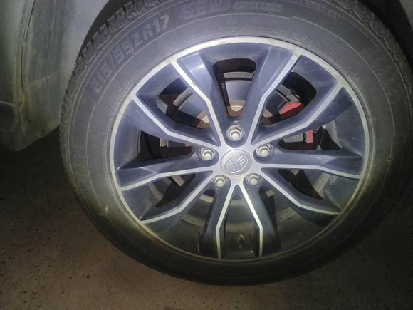 [嘉兴·皖L] 二手一汽森雅R72016款 1.6L 手动智能型