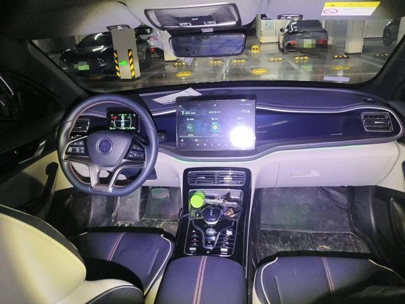 [成都·川A] 二手比亚迪秦PLUS2021款 DM-i 120KM 旗舰型