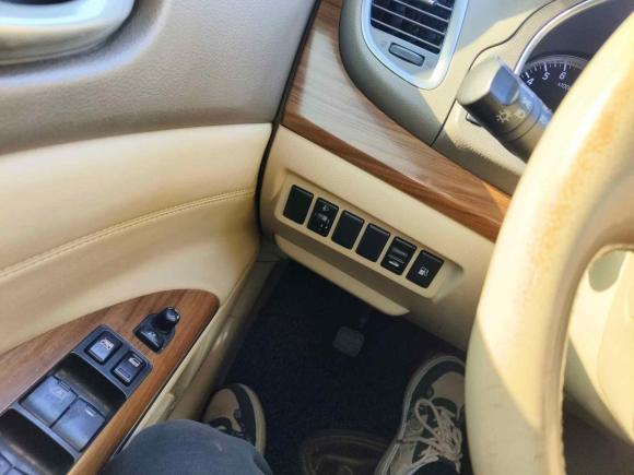 [义乌·浙G] 二手日产天籁2012款 2.0L XL智享版