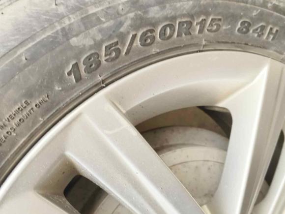 [广州·粤A] 二手大众桑塔纳2017款 浩纳 1.4L 手动风尚版