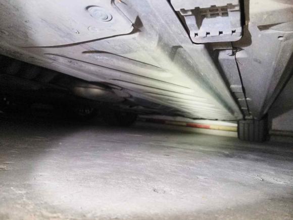 [上海·沪E] 二手奔驰奔驰C级2015款 C 200 L 4MATIC 运动版