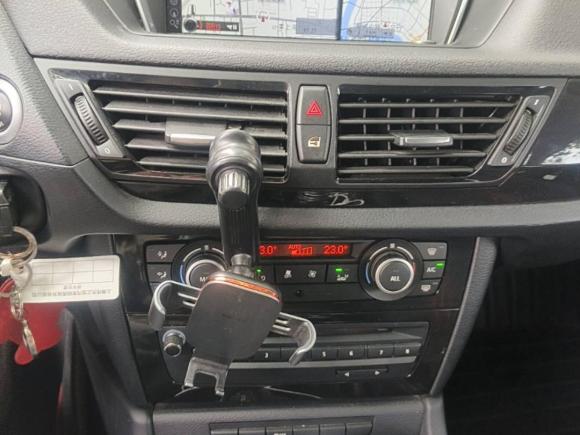 [上海·沪K] 二手宝马宝马X12013款 sDrive18i 运动设计套装