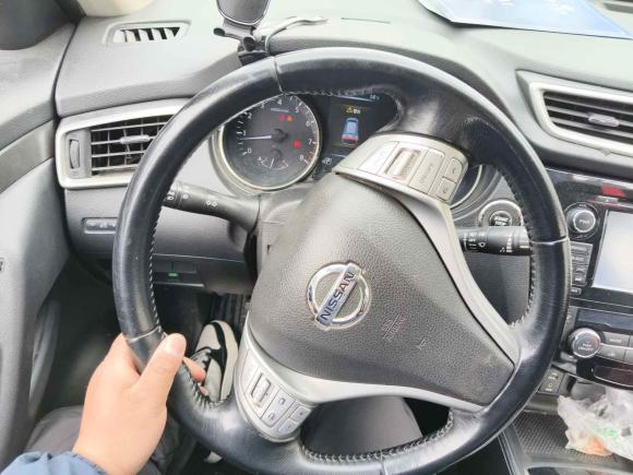 [成都·川A] 二手日产奇骏2014款 2.0L CVT智领版 2WD