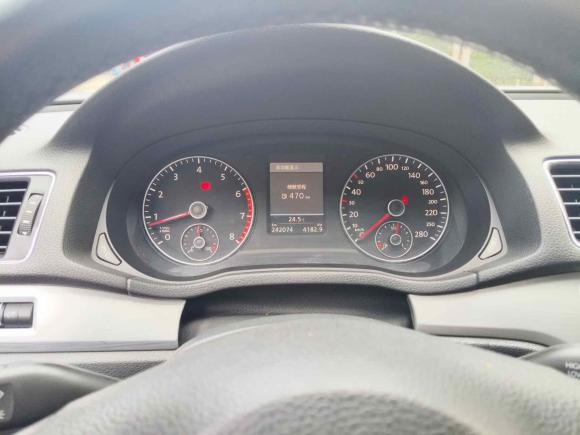 [成都·川A] 二手大众帕萨特2014款 1.8TSI DSG御尊版