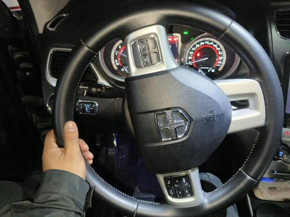 [芜湖·皖B] 二手道奇酷威2014款 2.4L 两驱旅行版