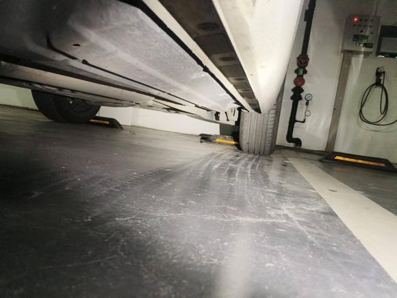 [上海·沪A] 二手广汽传祺传祺GS82022款 双擎系列 2.0TM 两驱尊贵版 （六座）