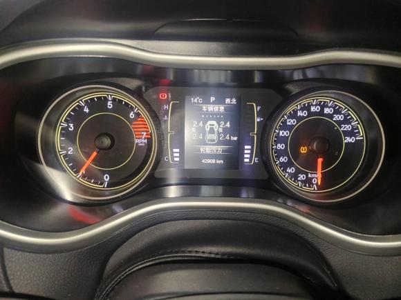 [无锡·苏B] 二手Jeep自由光2016款 2.4L 专业版