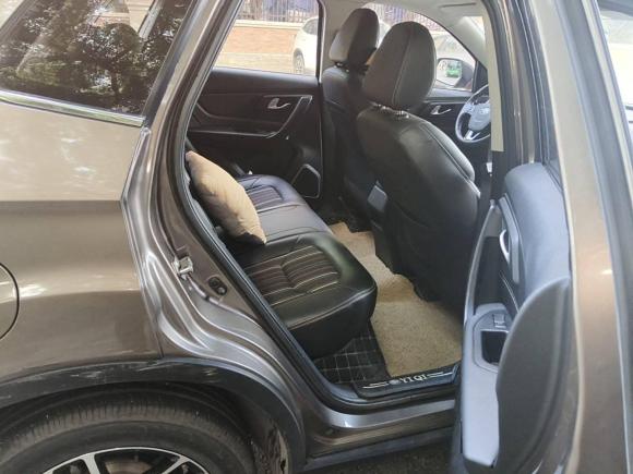 [成都·川A] 二手奔腾奔腾X402017款 1.6L 自动豪华型