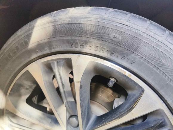 [上海·沪A] 二手荣威荣威i6新能源2019款 PLUS 50T 4G互联荣耀豪华版