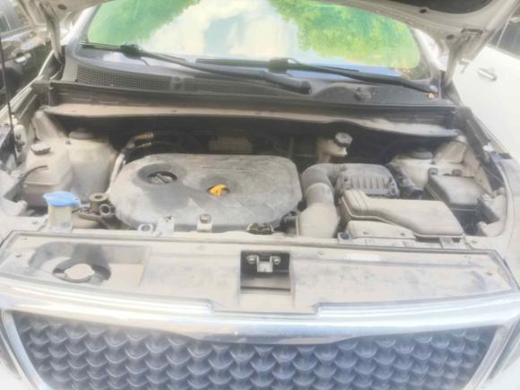 [上海·沪C] 二手起亚智跑2015款 2.0L 手动两驱版GL