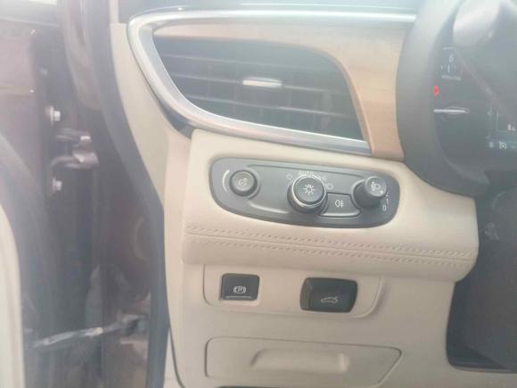 [深圳·粤B] 二手别克别克GL82017款 ES 28T 舒适型 国V