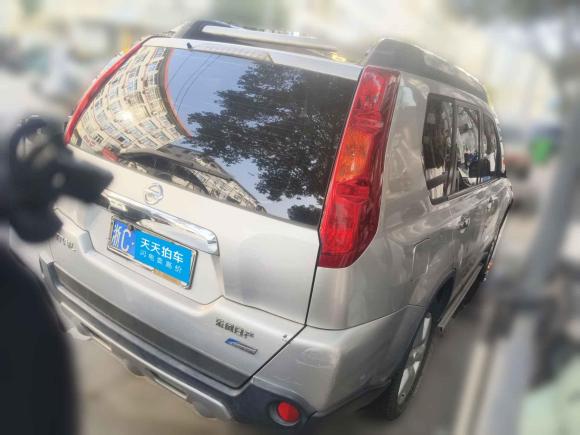 [温州·浙C] 二手日产奇骏2010款 2.5L CVT旗舰版 4WD