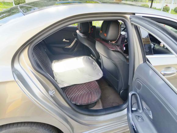 [上海·沪C] 二手奔驰奔驰A级2019款 A 200 L 运动轿车