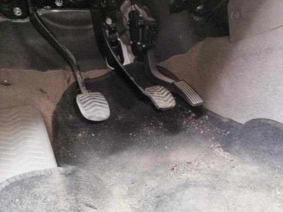 [广州·粤A] 二手五菱汽车五菱荣光V2019款 1.5L封窗车实用型国VI LAR