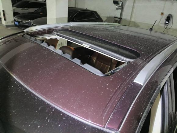 [上海·沪A] 二手英菲尼迪英菲尼迪QX602014款 2.5 S/C Hybrid 两驱卓越版