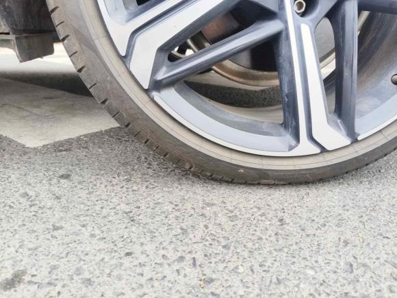 [嘉兴·浙F] 二手奥迪奥迪A4L2024款 40 TFSI 豪华动感型