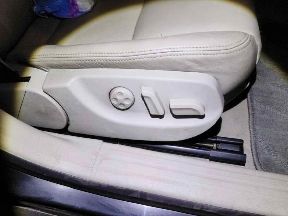 [深圳·粤B] 二手奥迪奥迪A6L2011款 2.0 TFSI 自动舒适型