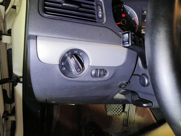 [成都·川A] 二手大众速腾2014款 改款 1.4TSI 自动豪华型