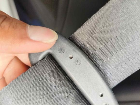 [温州·浙C] 二手路虎揽胜极光2014款 2.0T 5门耀动版