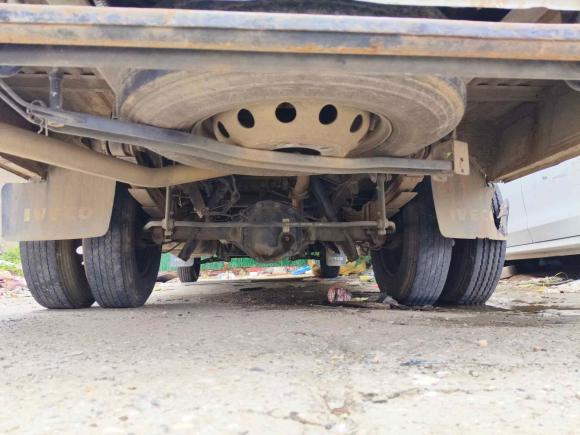 [武汉·鄂W] 二手依维柯依维柯得意2017款 2.5T A40客车7座47Z5