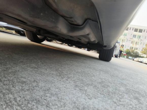 [广州·粤A] 二手Jeep自由光2016款 2.4L 领先版