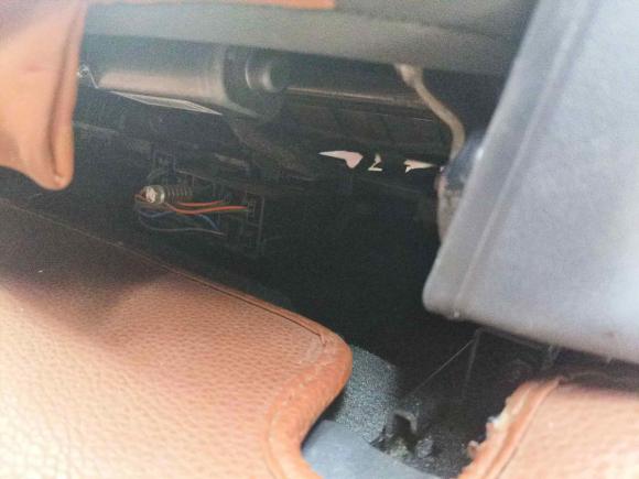 [西安·陕A] 二手沃尔沃沃尔沃V602015款 T5 智雅版