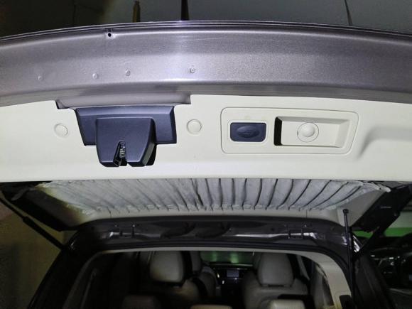 [武汉·鄂A] 二手别克别克GL82014款 3.0L GT豪华商务豪雅版