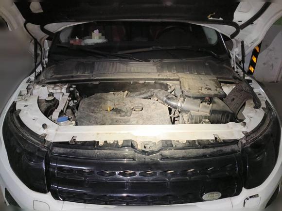 [南昌·苏E] 二手路虎揽胜极光2014款 2.0T 5门耀动版