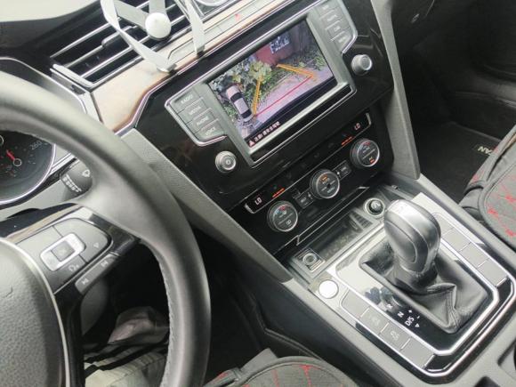 [上海·沪B] 二手大众迈腾2017款 330TSI DSG 豪华型
