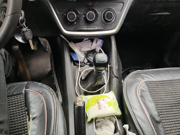 [青岛·鲁B] 二手五菱汽车五菱宏光S32018款 1.5L 手动标准型 国V