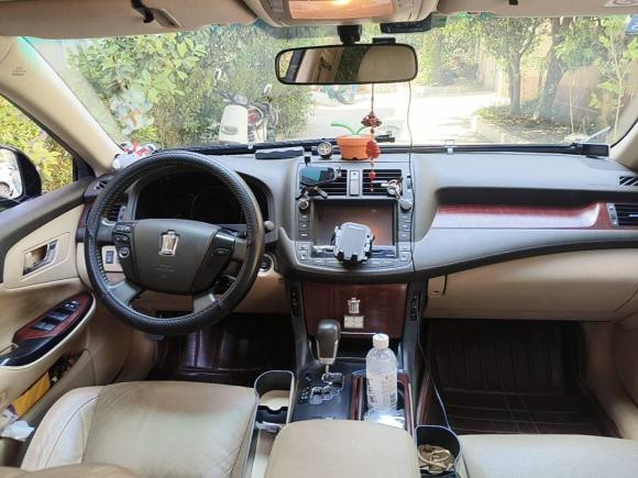 [南京·苏A] 二手丰田皇冠2010款 2.5L Royal 真皮天窗版