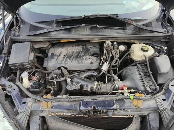 [武汉·鄂A] 二手别克别克GL82014款 2.4L 经典版