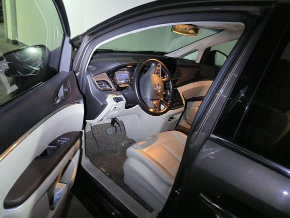 [上海·沪F] 二手别克别克GL82020款 陆上公务舱 652T 豪华型