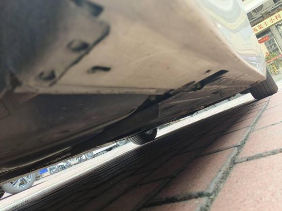 [深圳·粤B] 二手宝马宝马3系2012款 318i领先型