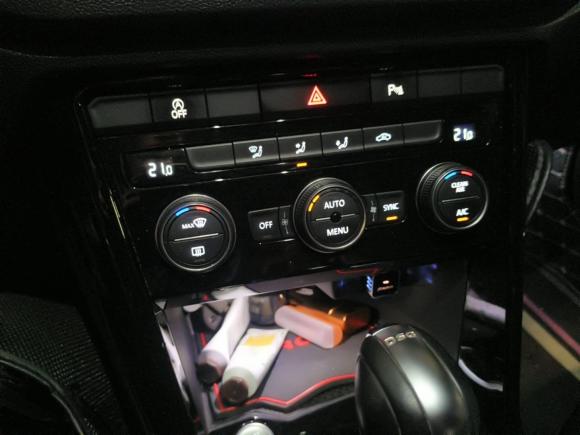 [上海·沪B] 二手大众T-ROC探歌2018款 280TSI DSG两驱豪华型 国V