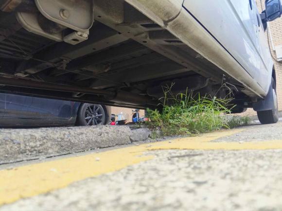 [杭州·浙F] 二手上汽大通MAXUS新途V802019款 2.5T经典款6挡手动傲运通长轴中顶7座