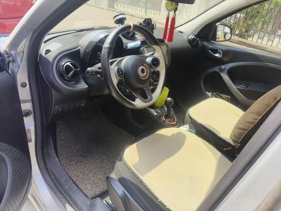 [南通·苏F] 二手smartsmart forfour2018款 1.0L 52千瓦激情版