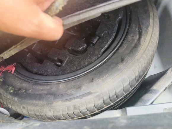 [济南·鲁A] 二手现代索纳塔2013款 2.4L 自动领先版 国IV