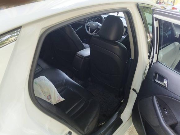 [西安·陕U] 二手起亚起亚K52012款 2.0L 自动DLX