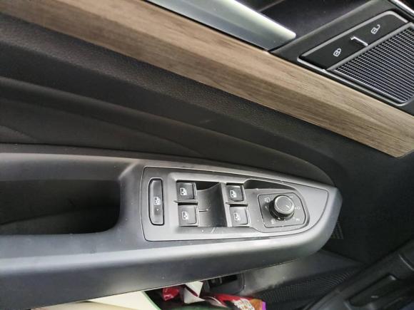 [上海·冀B] 二手大众帕萨特2019款 330TSI 豪华版 国VI